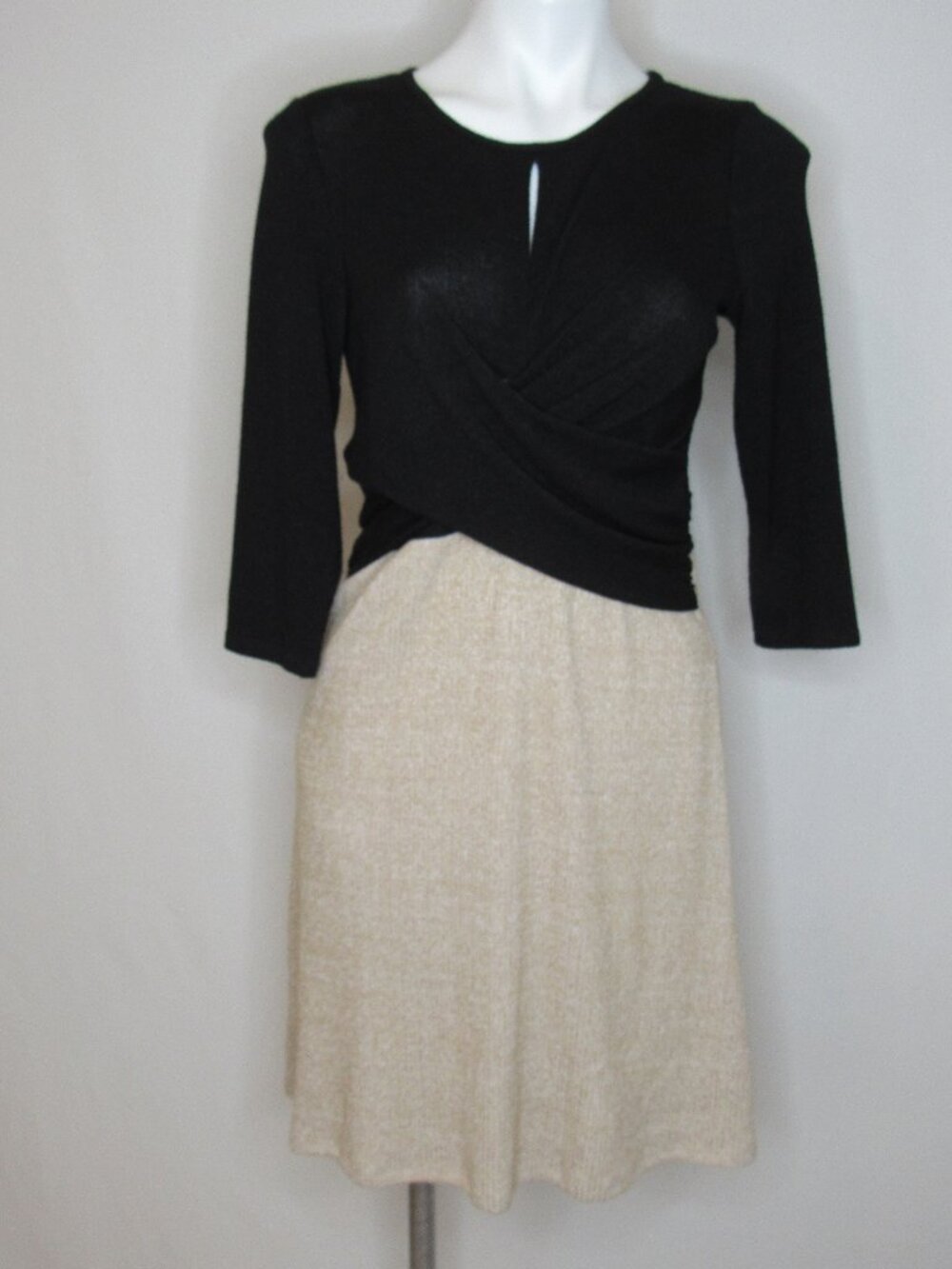 Amadi by Anthropoogie Crosswrap Midi Dress Black Cream 3/4 Sleeve M Medium